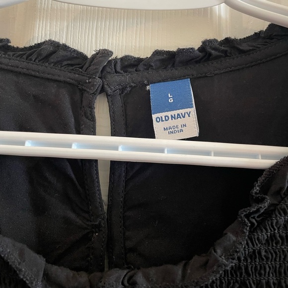 Black Women's Top - Picture 2 of 3